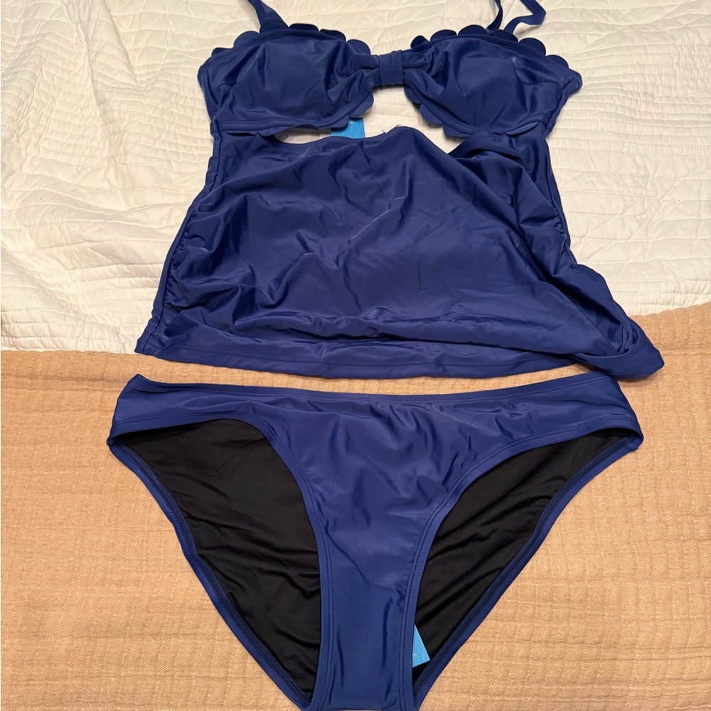 Women's Blue Scalloped **maternity Swim Set